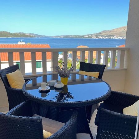 Apartment Ana Trogir Buitenkant foto